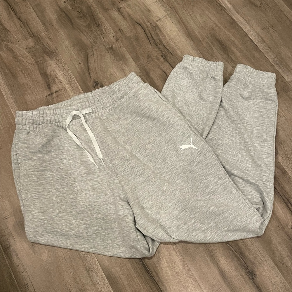 Puma Sweats - Small